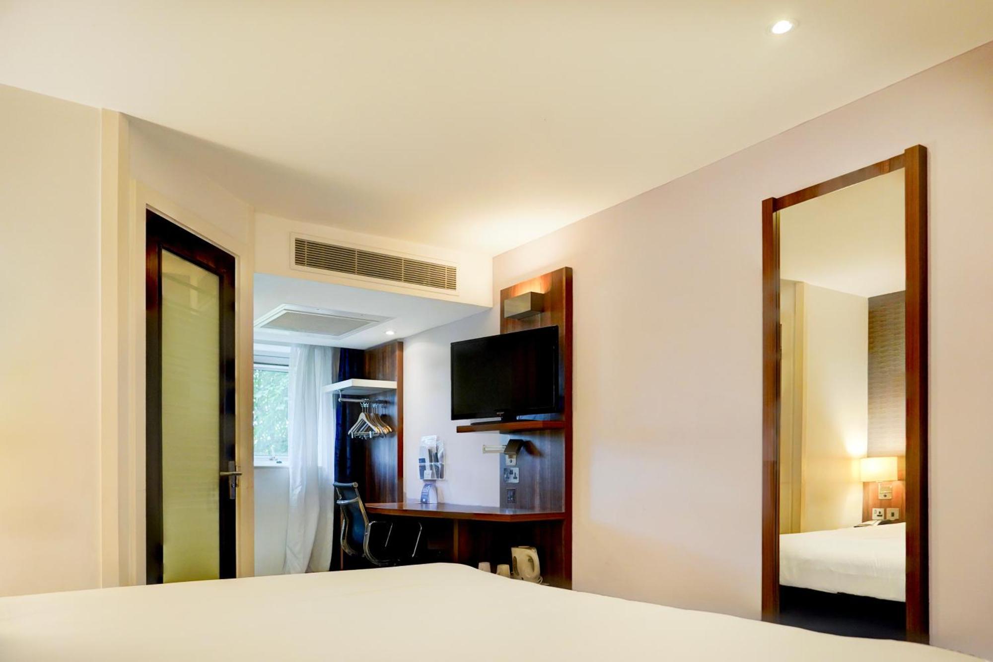 Belvilla Crewe City Centre Hotel Lifestyle Extérieur photo