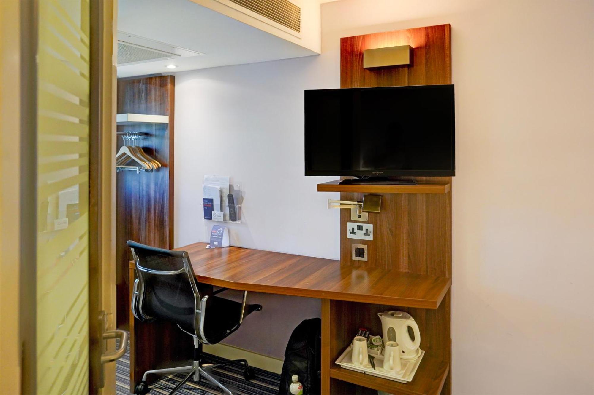 Belvilla Crewe City Centre Hotel Lifestyle Extérieur photo