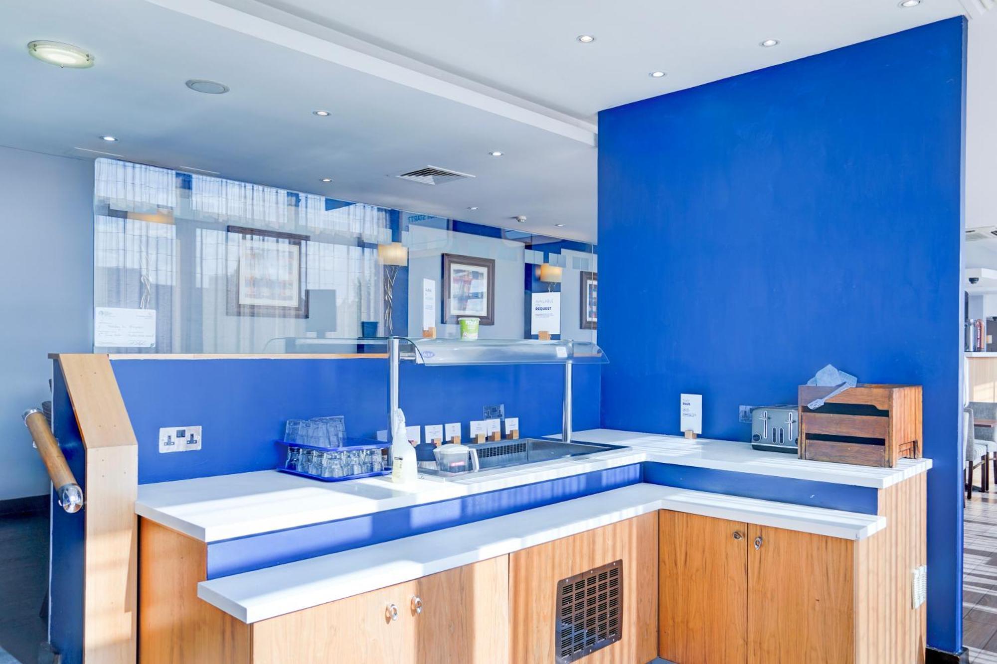 Belvilla Crewe City Centre Hotel Lifestyle Extérieur photo