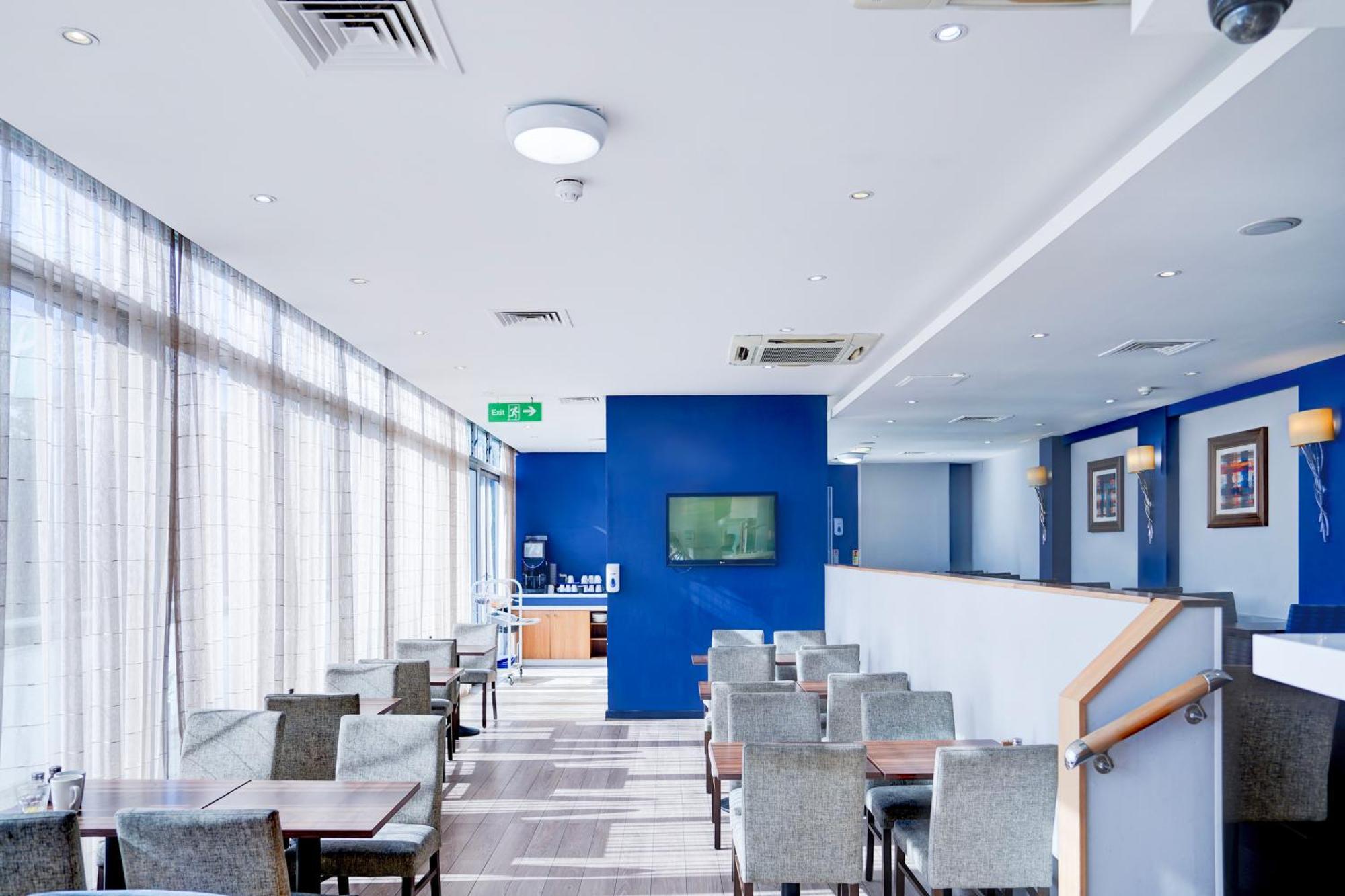 Belvilla Crewe City Centre Hotel Lifestyle Extérieur photo