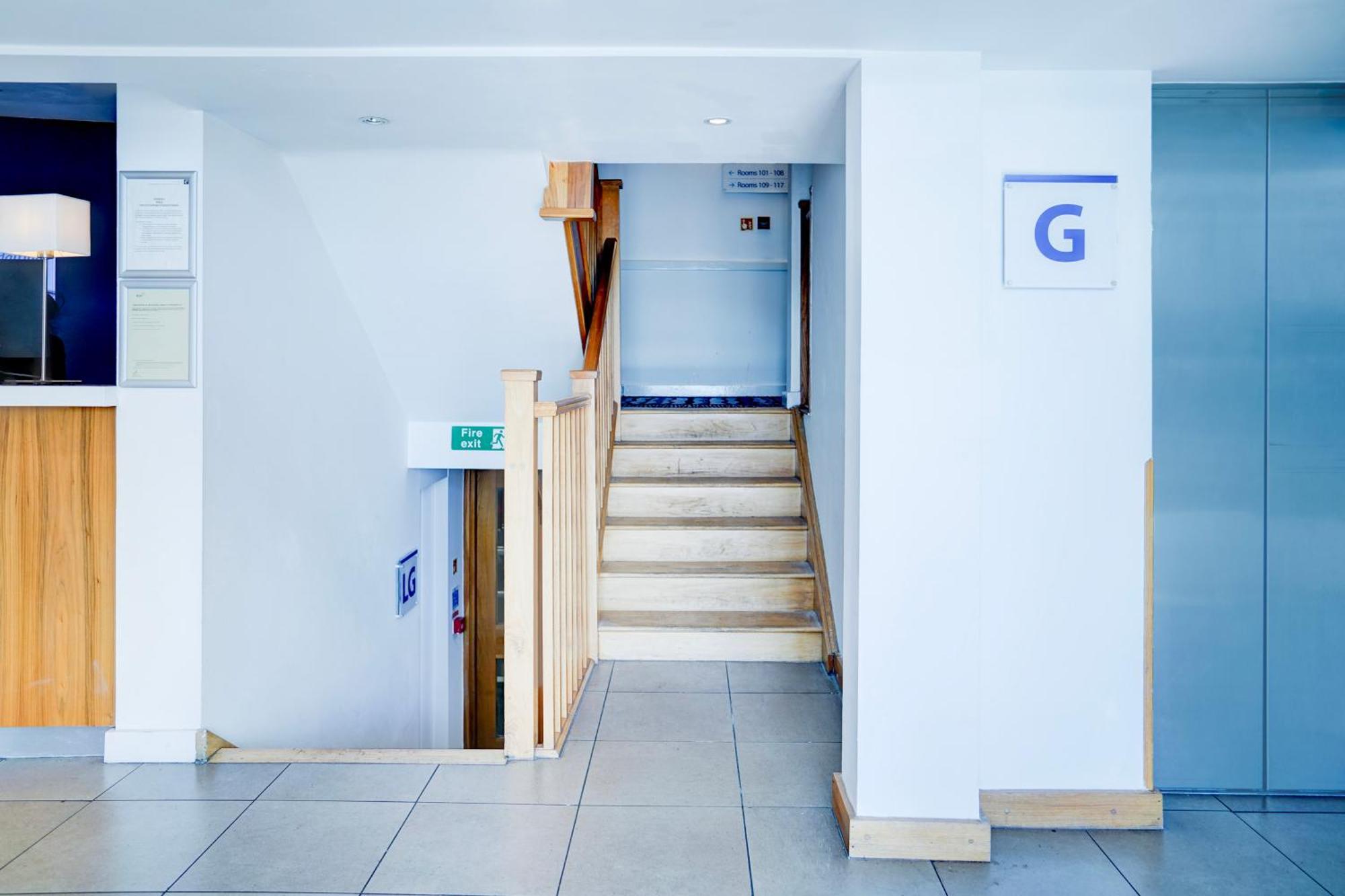 Belvilla Crewe City Centre Hotel Lifestyle Extérieur photo