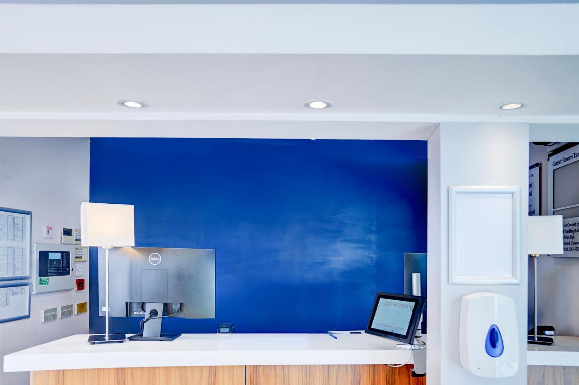 Belvilla Crewe City Centre Hotel Lifestyle Extérieur photo