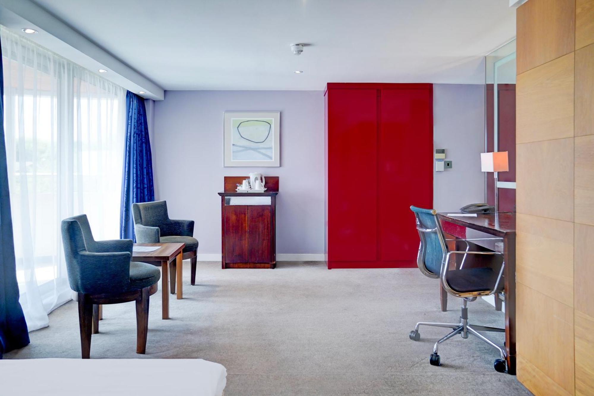 Belvilla Crewe City Centre Hotel Lifestyle Extérieur photo