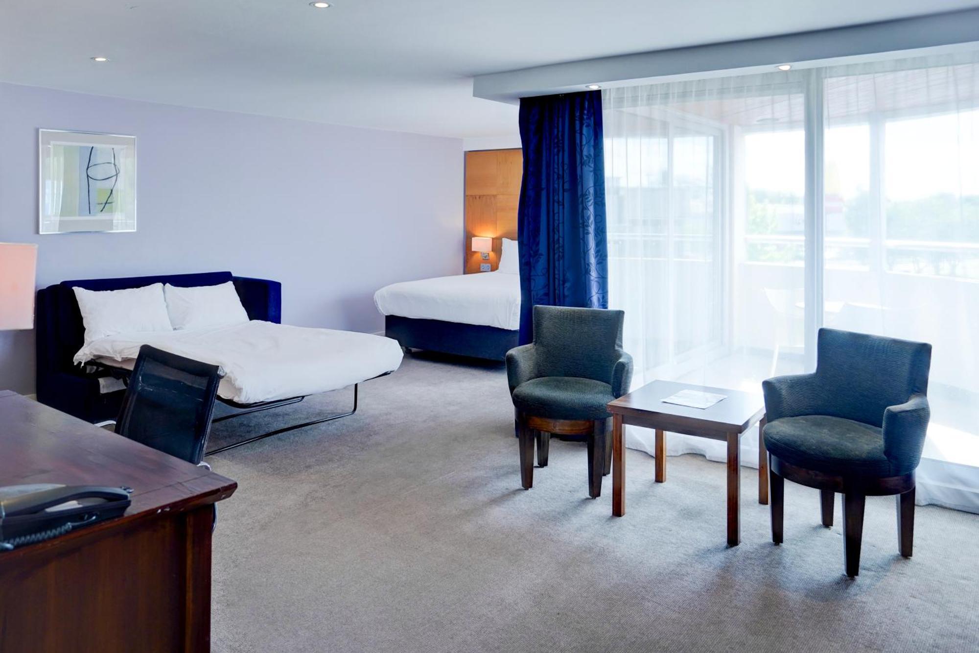 Belvilla Crewe City Centre Hotel Lifestyle Extérieur photo