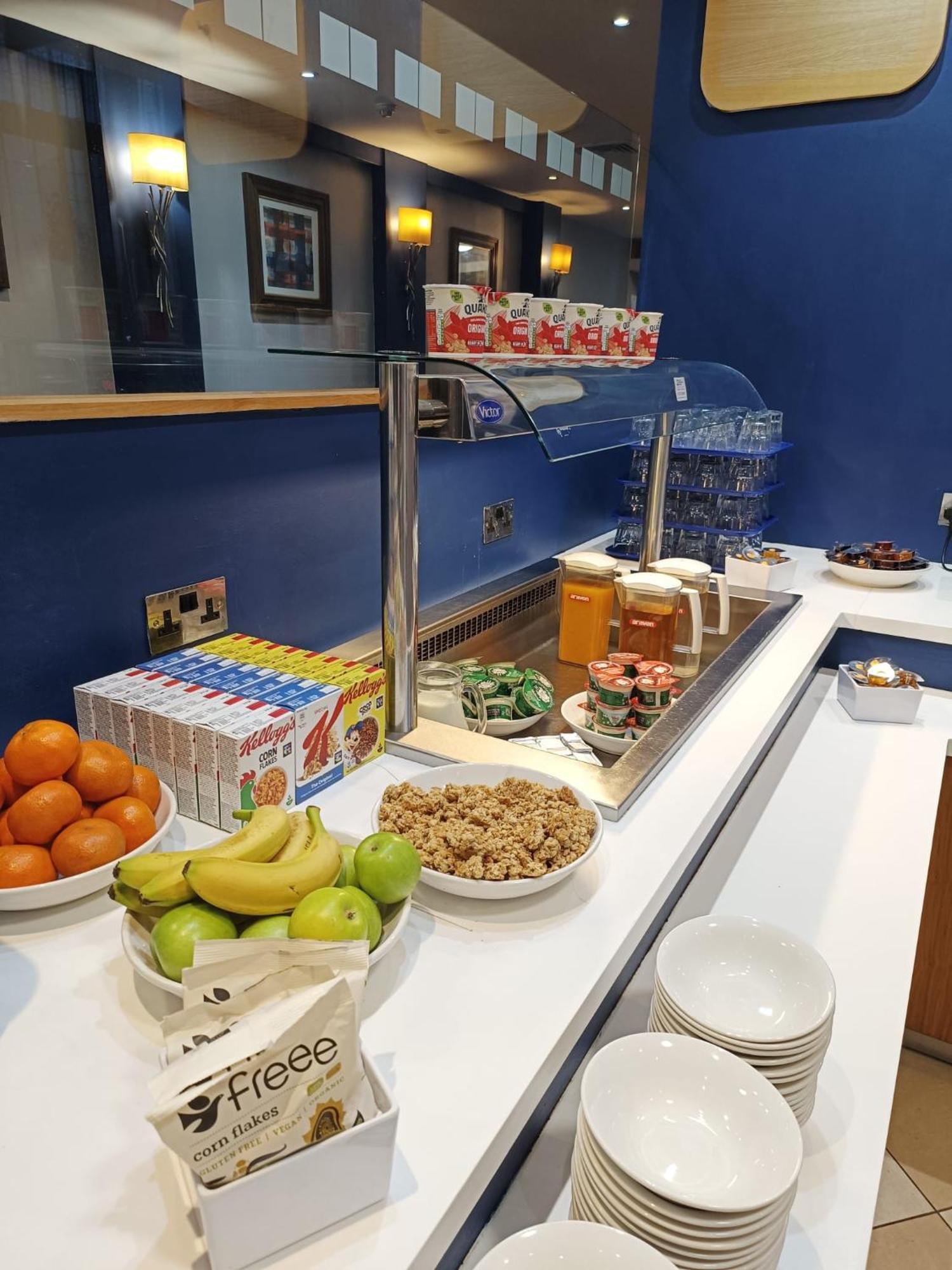 Belvilla Crewe City Centre Hotel Lifestyle Extérieur photo